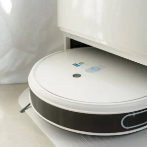 Robot-hut-bui-yeedi-k10