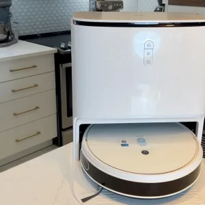 Robot-hut-bui-yeedi-k10