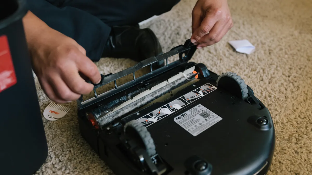 Bảo dưỡng định kỳ Robot hút bụi